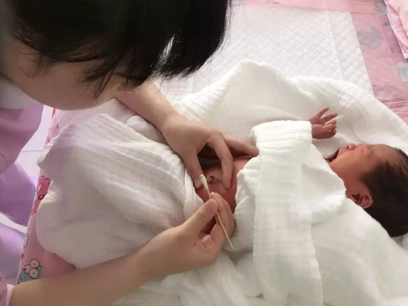 天津育儿之光：母婴护理新趋势